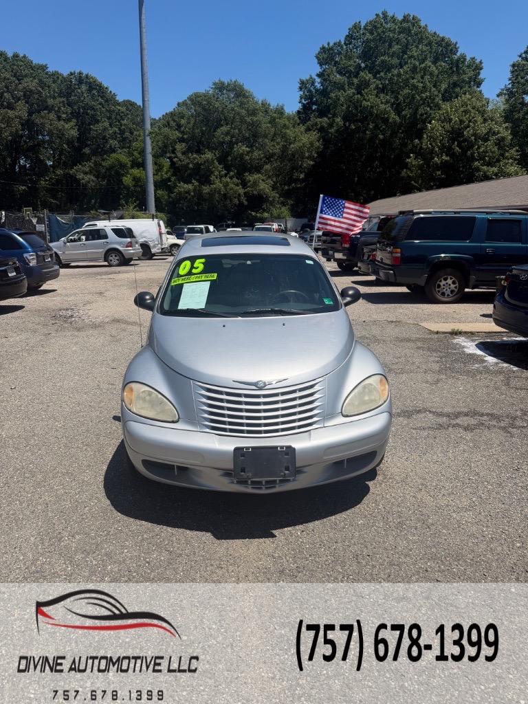 2005 Chrysler PT Cruiser Touring Edition's photo