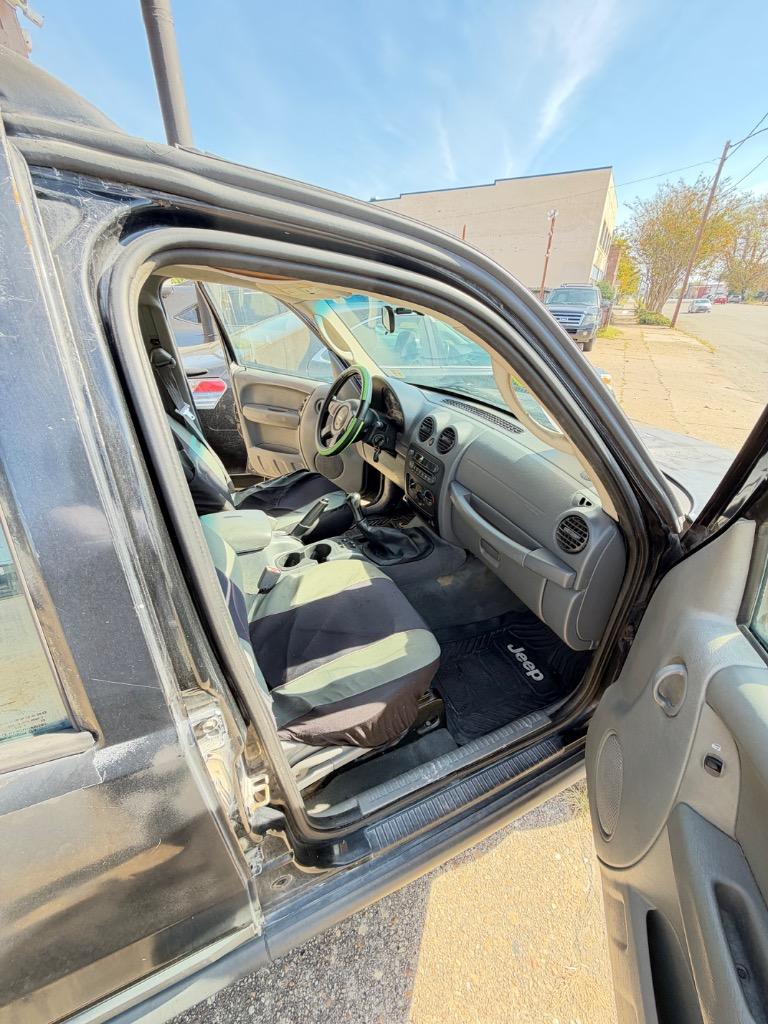 2006 Jeep Liberty Sport - Photo 10