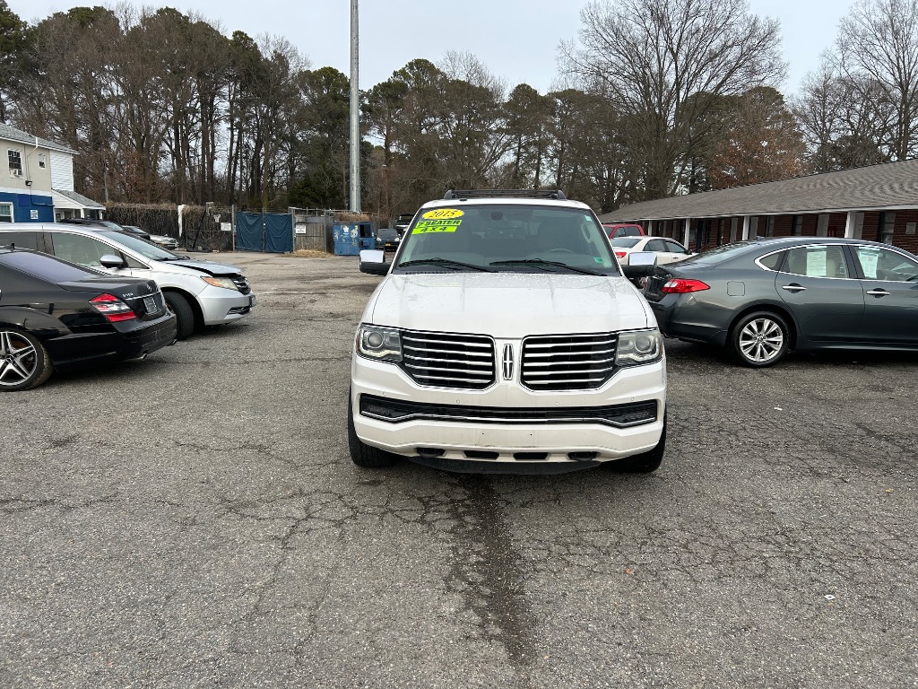 2015 Lincoln Navigator Base