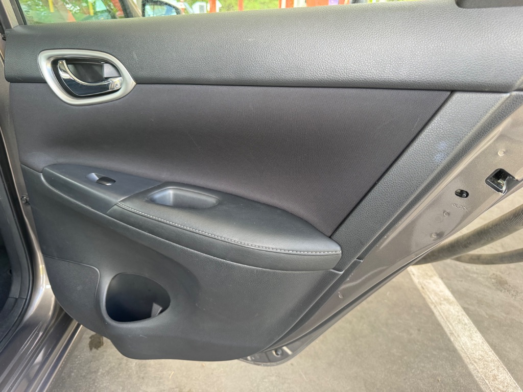 2016 Nissan Sentra SV - Photo 19