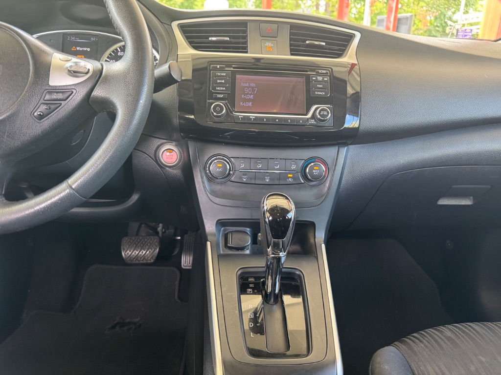 2016 Nissan Sentra SV - Photo 16