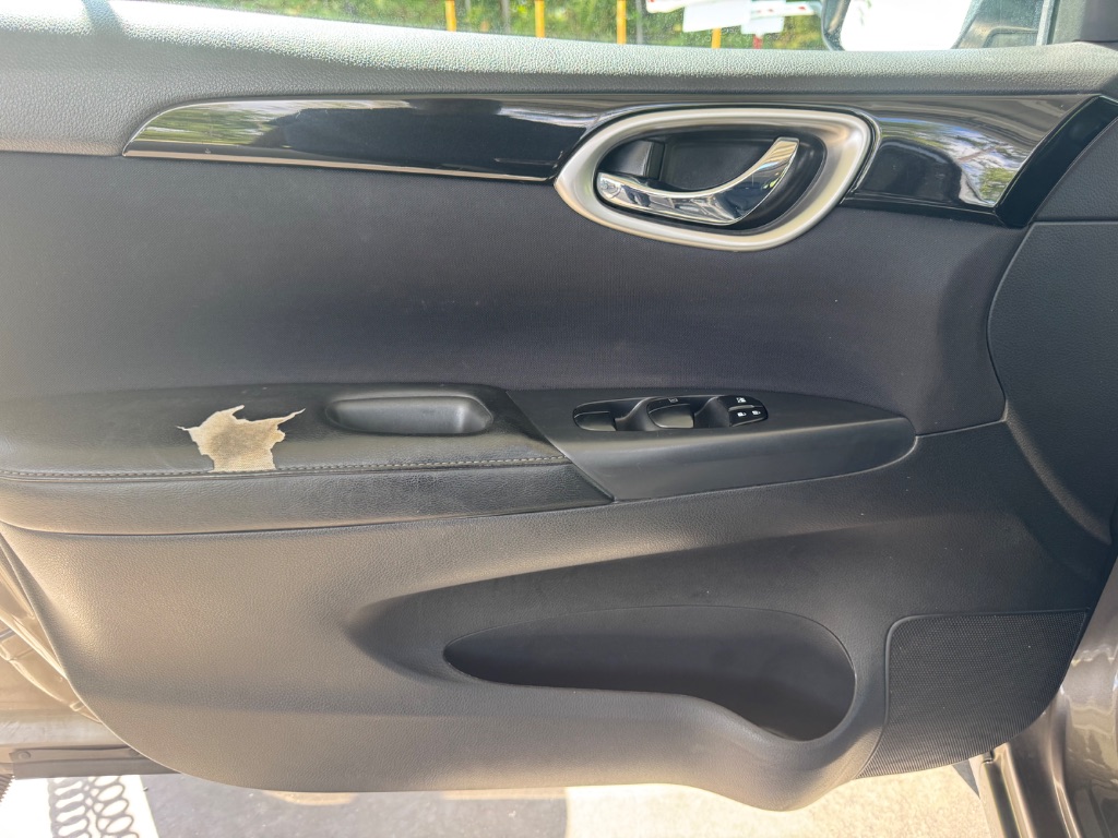 2016 Nissan Sentra SV - Photo 10